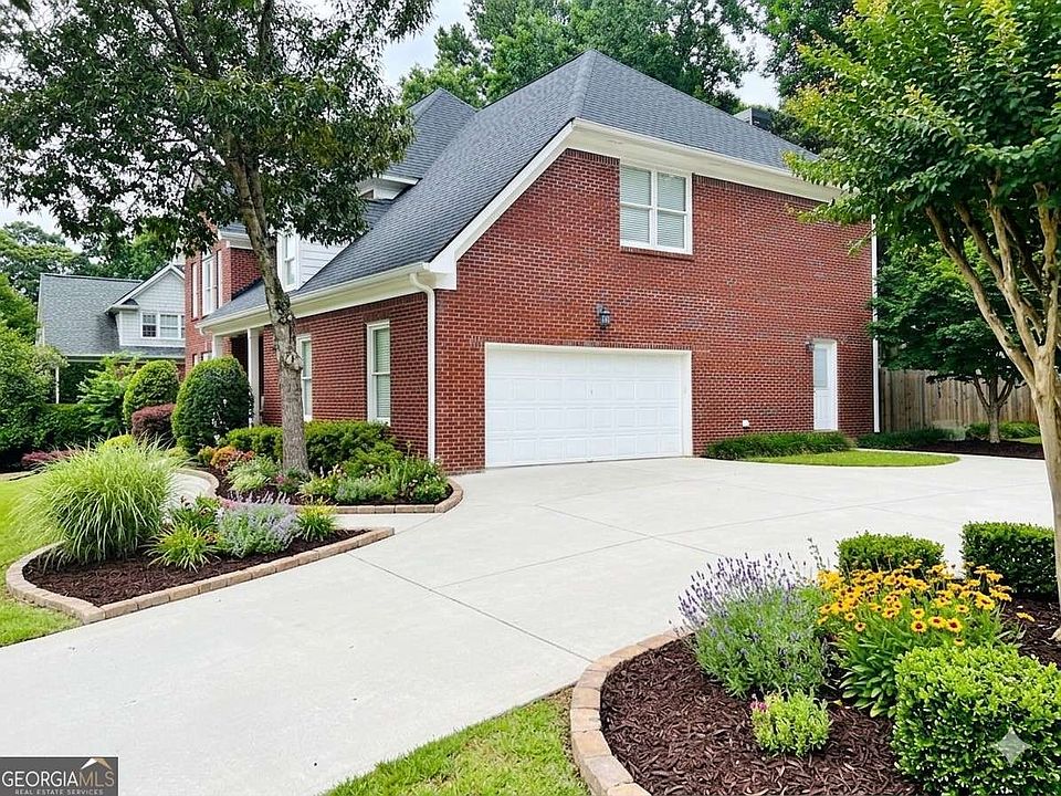 2nd image of 2730 Runnelwood Ln