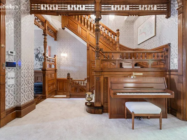 138 West 82nd Street image 17 of 39