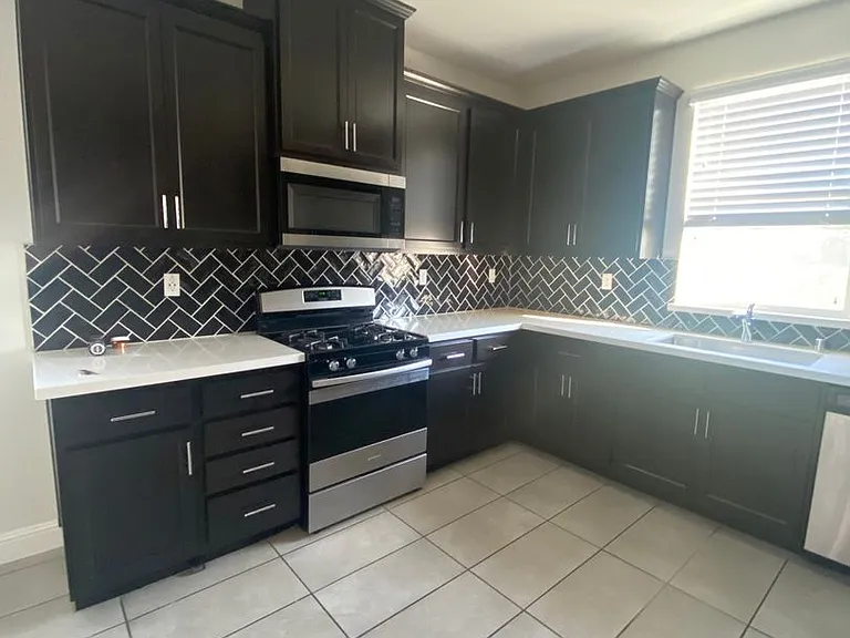 35 Huddlestone Cir — Photo 26