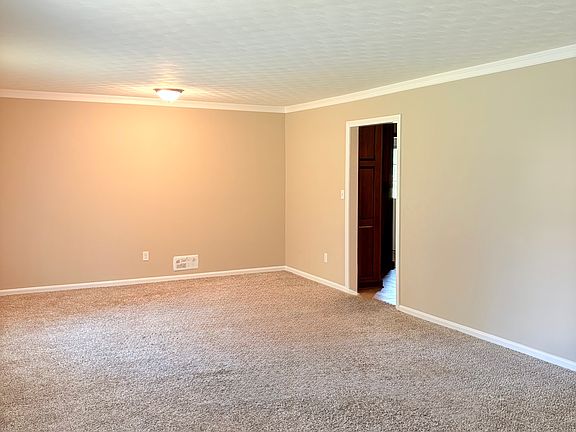 2nd image of 2729 Utah Dr
