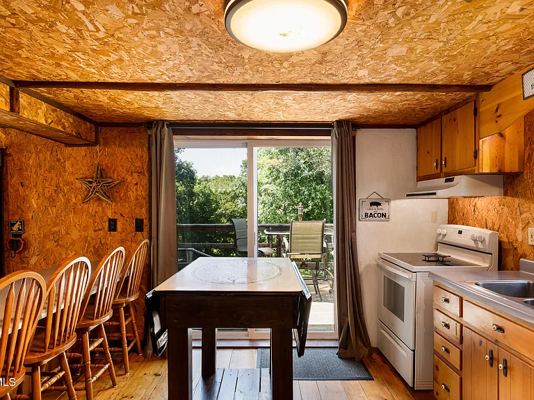 7090 Old Asheville Hwy — Photo 21