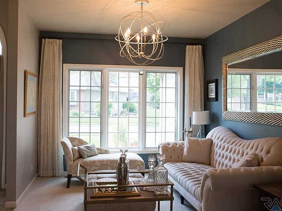 5th image of 5108 S Saint Andrews Cir