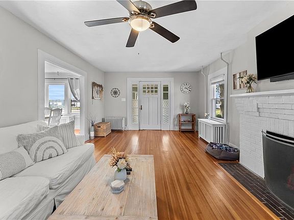 4th image of 401 Riverside Dr