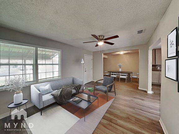 3rd image of 1202 Prince Dr