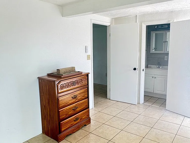 Summerwood Apartments — Photo 6
