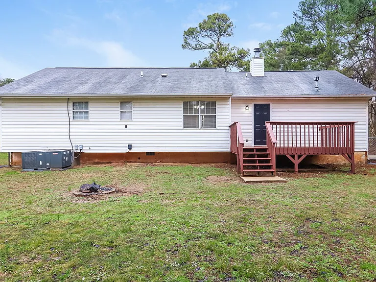 2613 Laburnum Dr — Photo 16