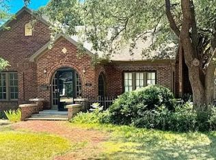 2915 21st St, Lubbock, TX 79410