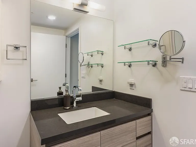 708 Long Bridge St #404 — Photo 23