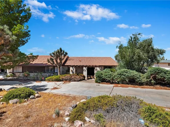 12944 Rincon Rd, Apple Valley, CA 92308