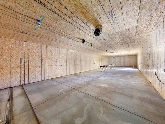 2nd image of 6401 Hubbard Rd