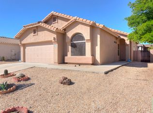 7635 N Hemingway Pl, Tucson, AZ 85743