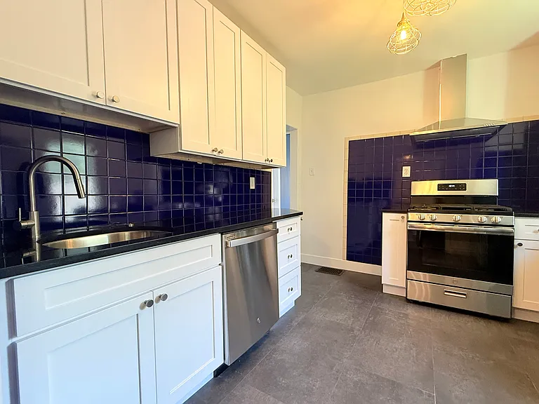 3720 Wells Ave #1 — Photo 6