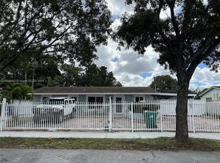 3220 NW 183rd St, Miami Gardens, FL 33056