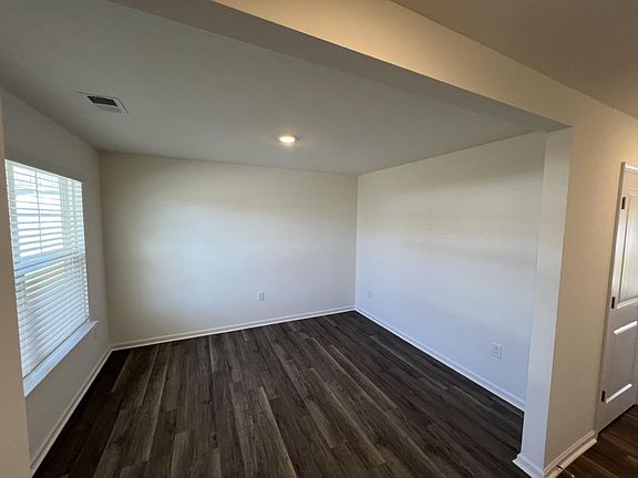 3rd image of 7731 Mockingbird Dr #42