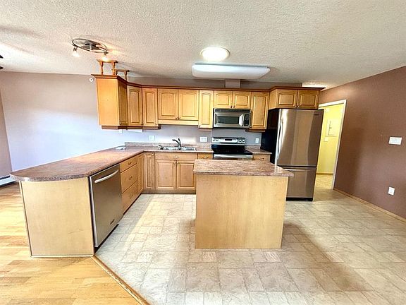 4th image of 228 S Pembina Ave #407