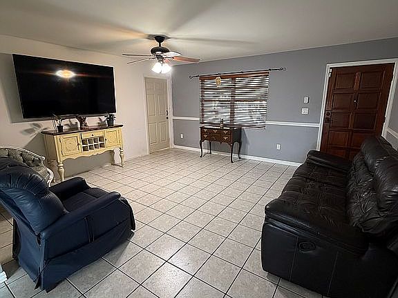 4th image of 1678 NW 5th Ave