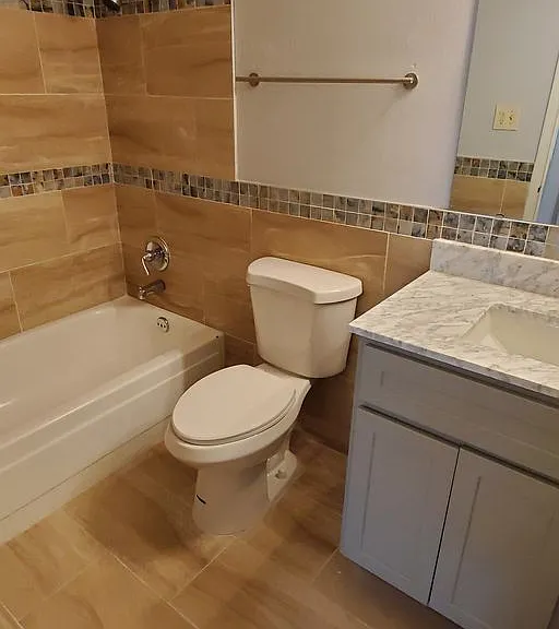 9814 Greenery Ct #E — Photo 11