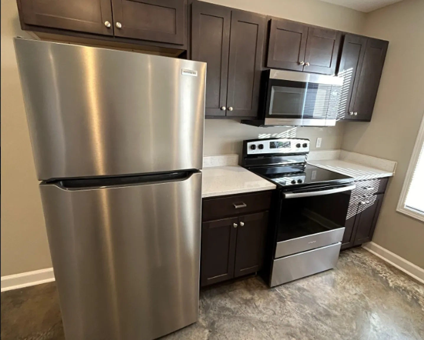 Parkview Apartments — Photo 1