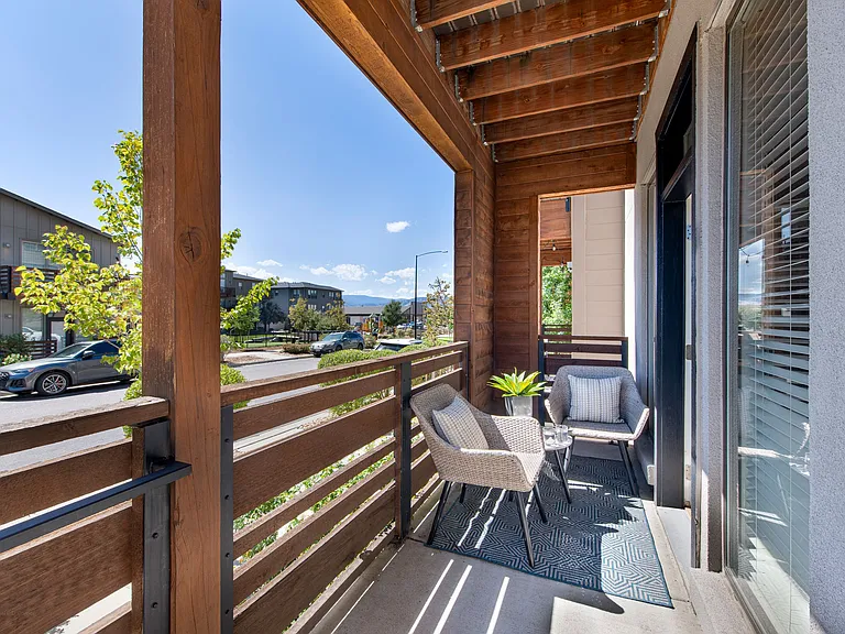 Personal Balconies/Patios