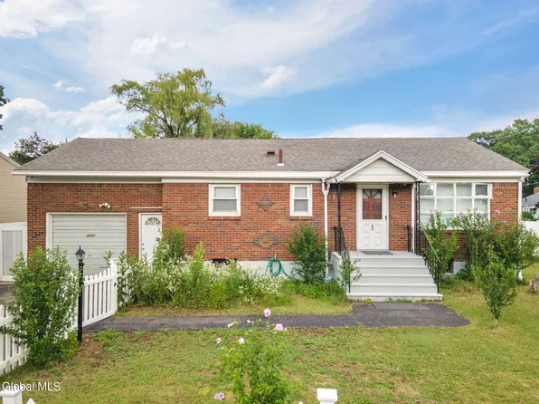 3257 McDonald Avenue, Schenectady, NY 12304