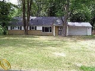 2nd image of 23151 Beech Rd