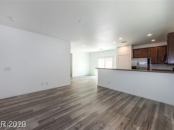 3rd image of 8641 Kasper Glen Ct