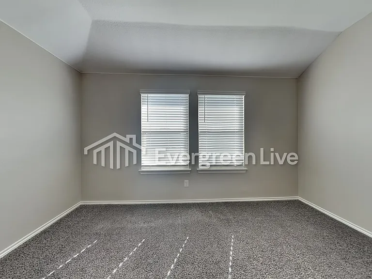 408 Saw Mill Rd — Photo 10