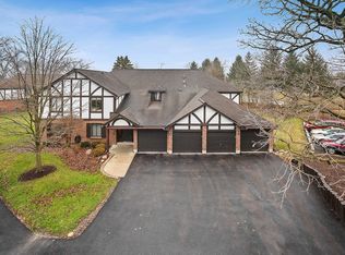 11210 Cherry Ct #52-D, Palos Hills, IL 60465