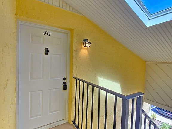 3rd image of 596 N Wickham Rd APT 40