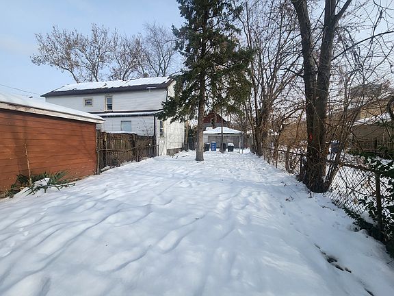 3rd image of 12211 S Wallace St