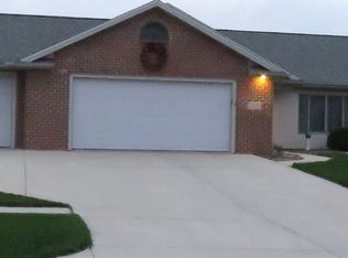 1813 Laura Ave, Kendallville, IN 46755