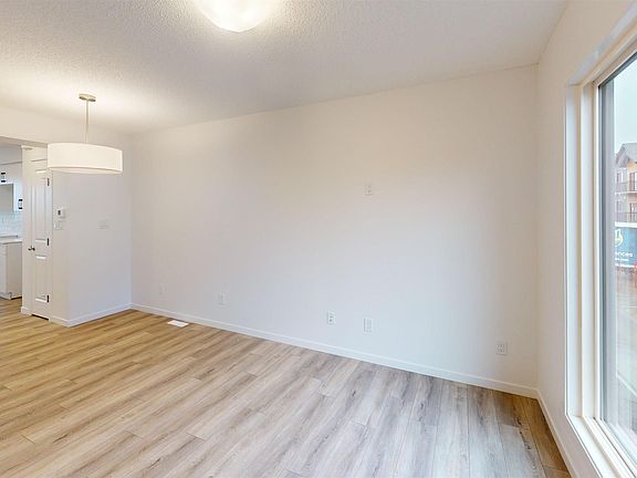 4th image of 29 Airport Rd NW #6