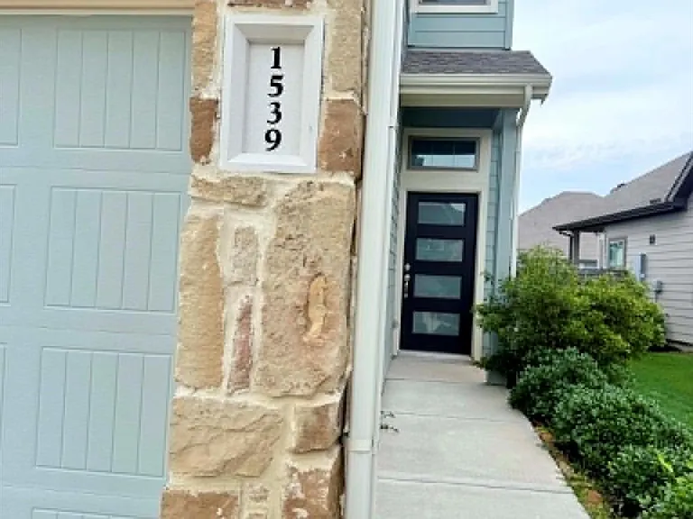 1539 Crystal Stream Dr — Photo 3