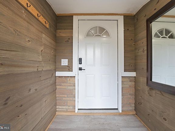 2nd image of 617 Bittinger Rd