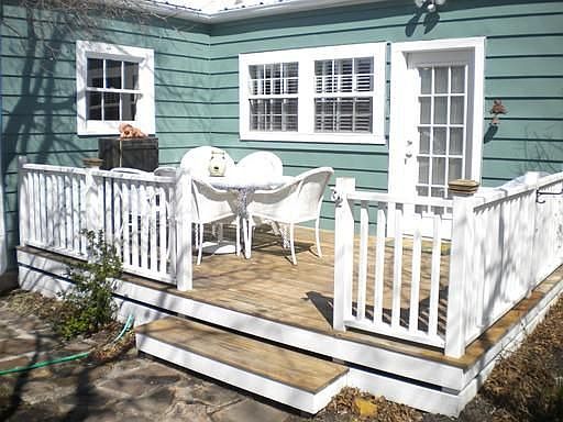 2nd image of 807 W North Ave