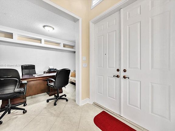 2nd image of 3279 Huntington #3279