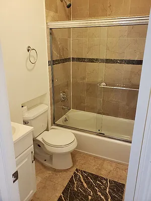 Rented by Skyline Realty LLC II | media 21