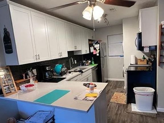 2nd image of 250 Berry Dr APT B2