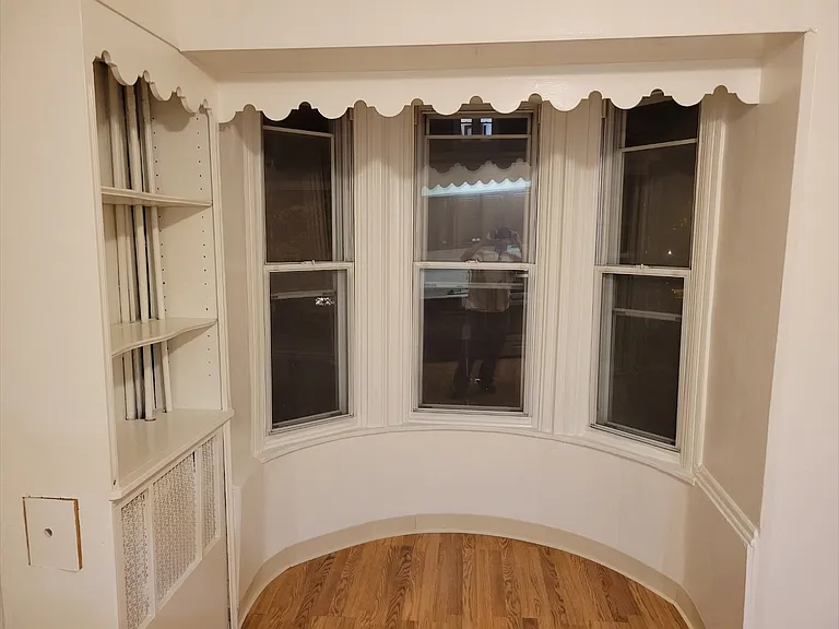 610 S 22nd St — Photo 3