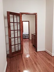 Rented by Warren T Real Estate Corp.