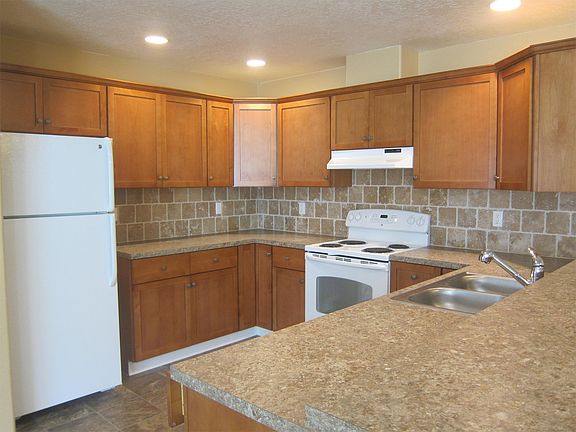 5th image of 2906 Mariah Ct #2