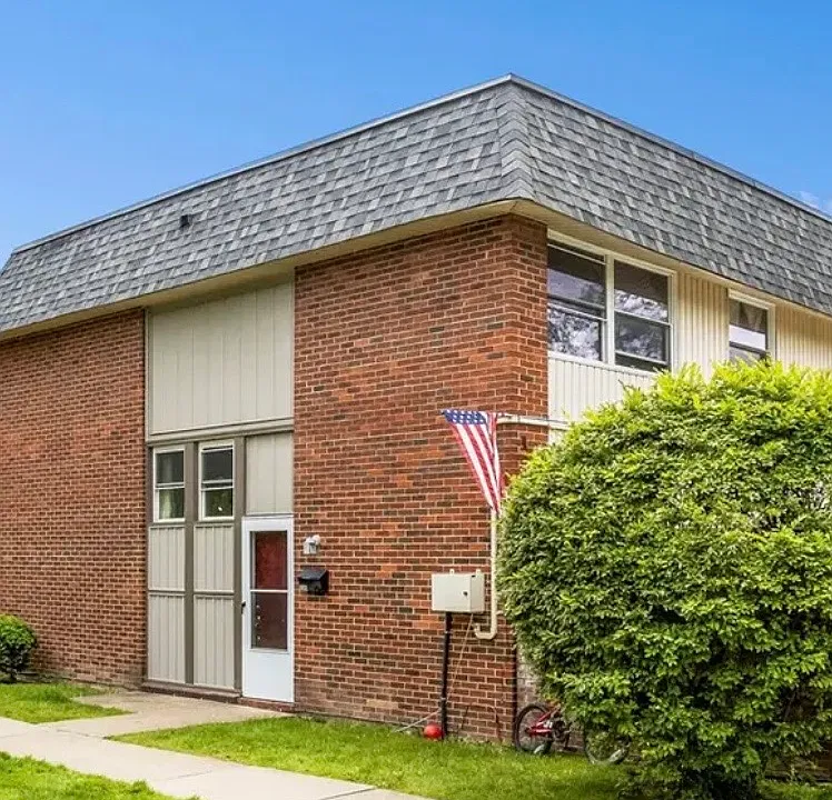 235 College Park Dr #235