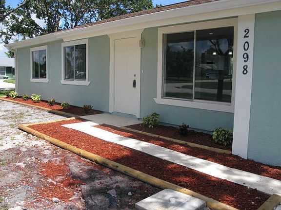 3rd image of 2098 SE Talwood Lane