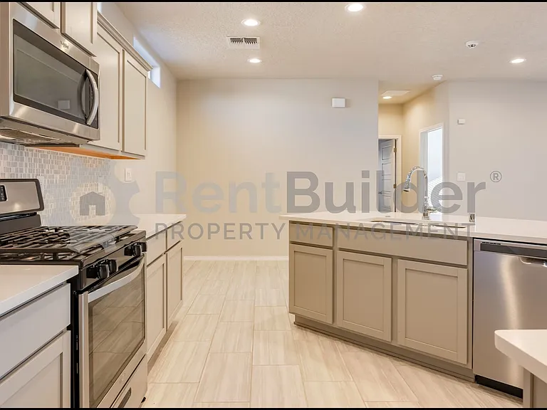 1542 Tierra Verde Loop NW — Photo 6
