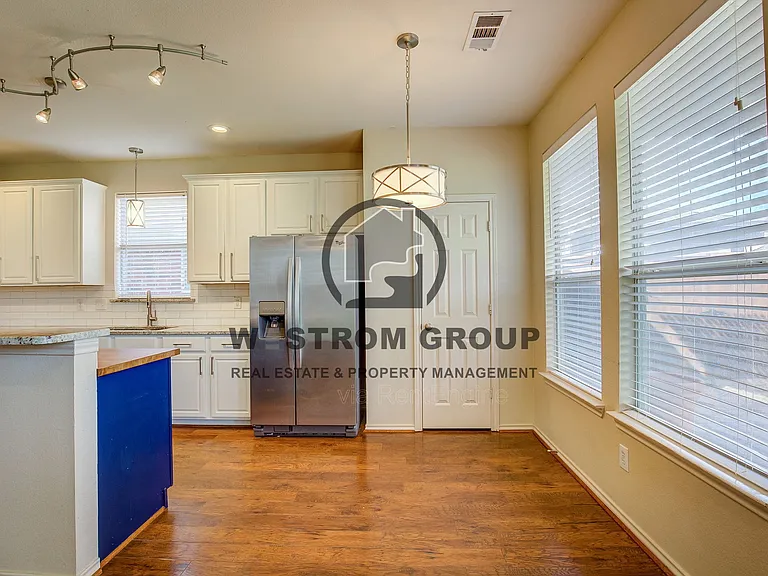 4537 Chris Dr — Photo 26