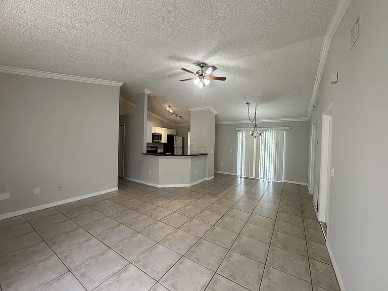 1632 SW Bascom Ave — Photo 2