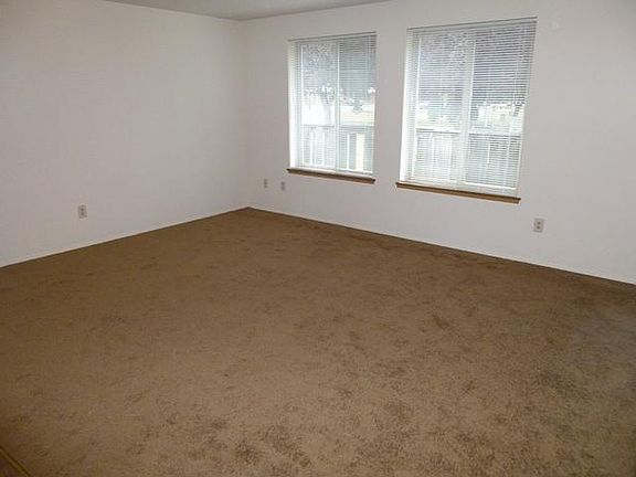 2nd image of 4303 88th St NE #2