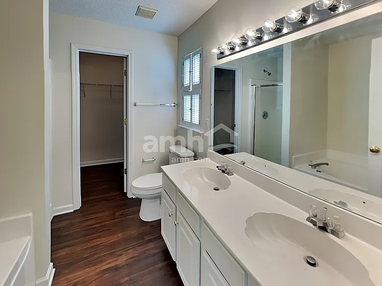 1092 Chapel Creek Rd SW — Photo 10
