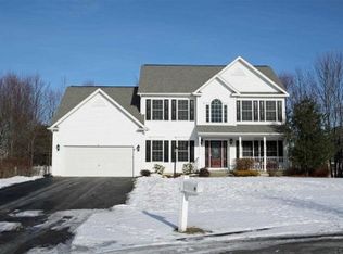 6 Thyme Cir, Rexford, NY 12148