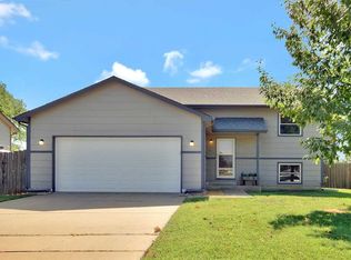 1616 S Cranbrook Ave, Wichita, KS 67207